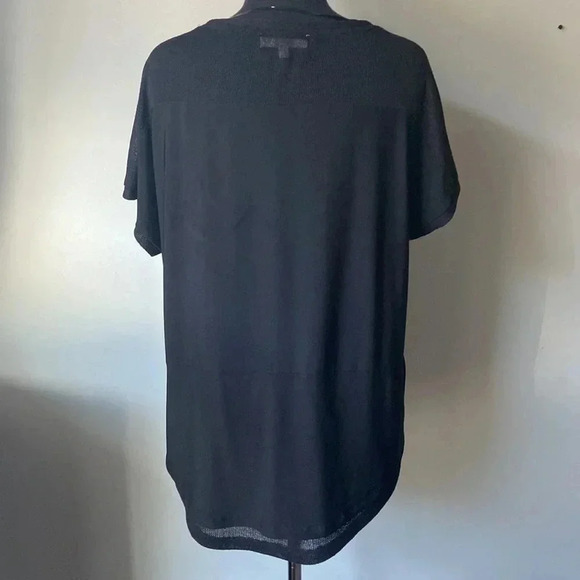 Colleta  |T-shirt - Picture 4 of 7